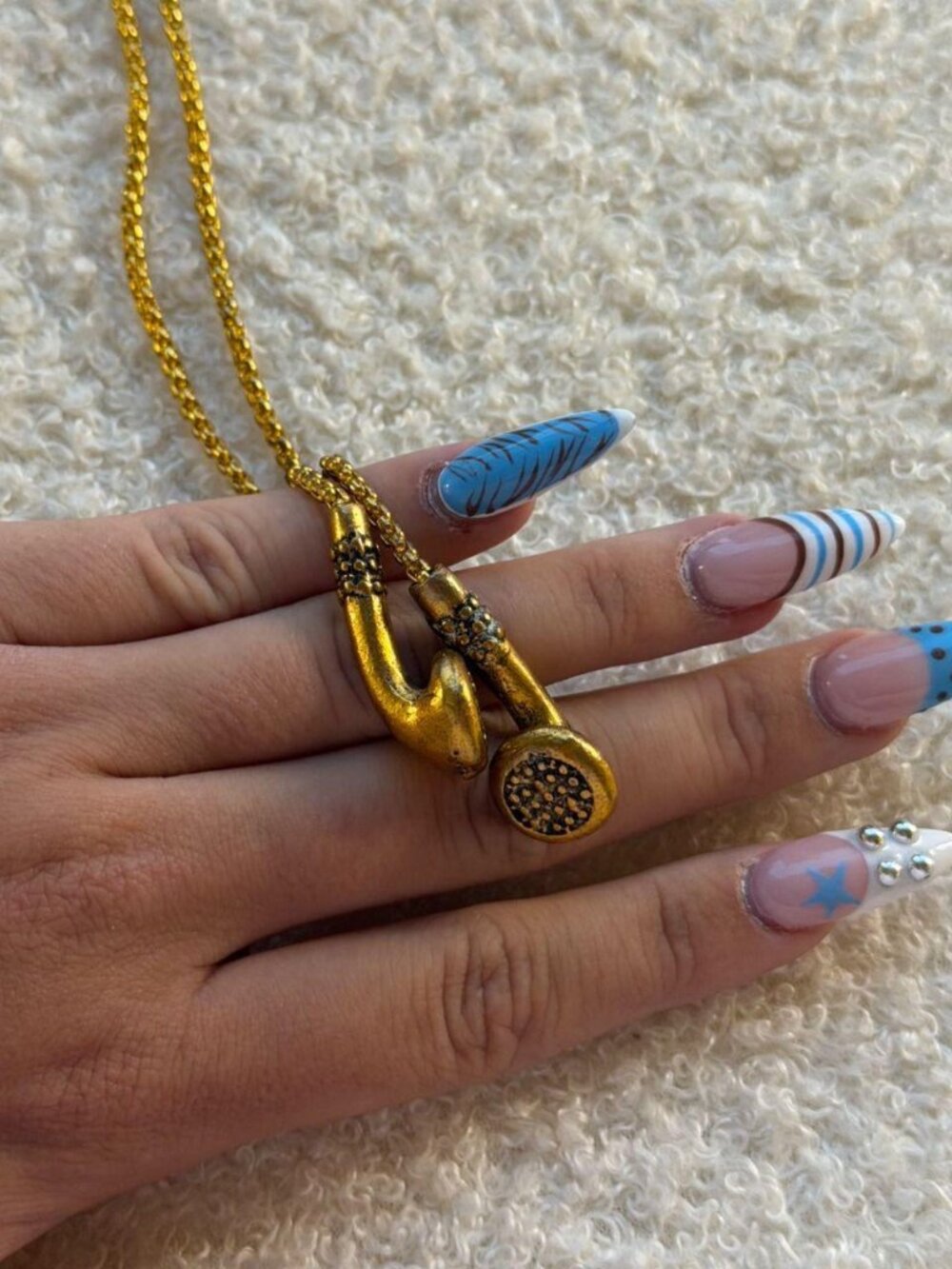 Gold Tone Earbud Pendant Streetwear Necklace